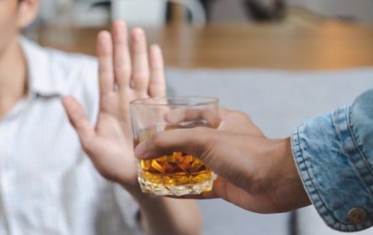 Γιατί πρέπει να ανησυχείτε για τη δηλητηρίαση από το αλκοόλ